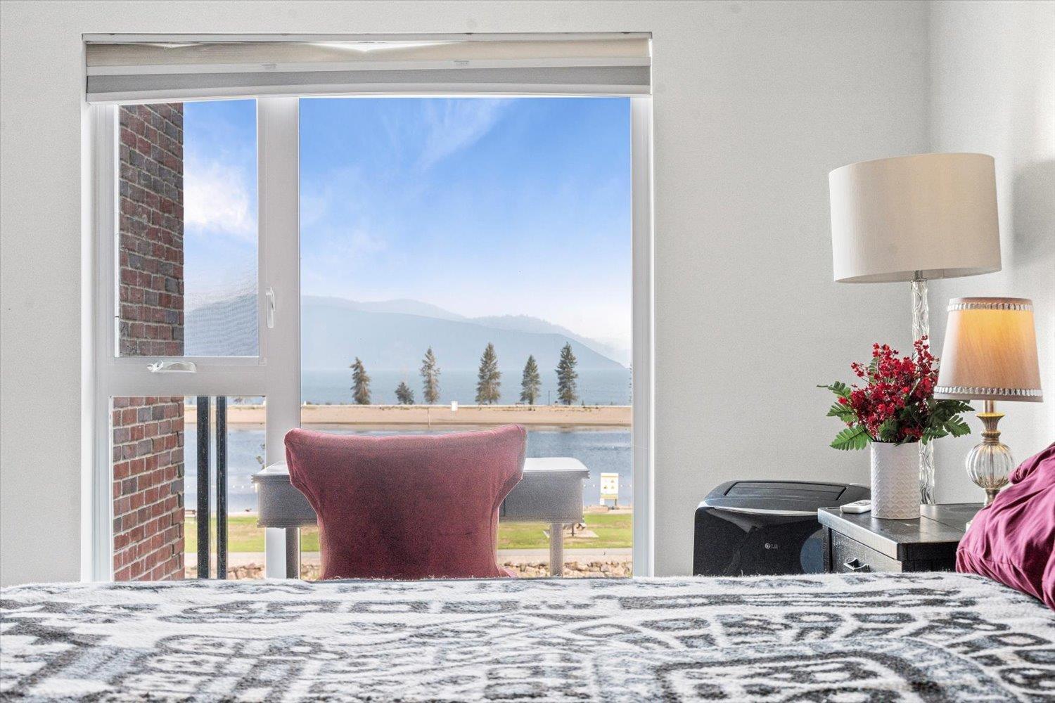 316 378 ESPLANADE AVENUE, Harrison Hot Springs, Harrison Hot Springs