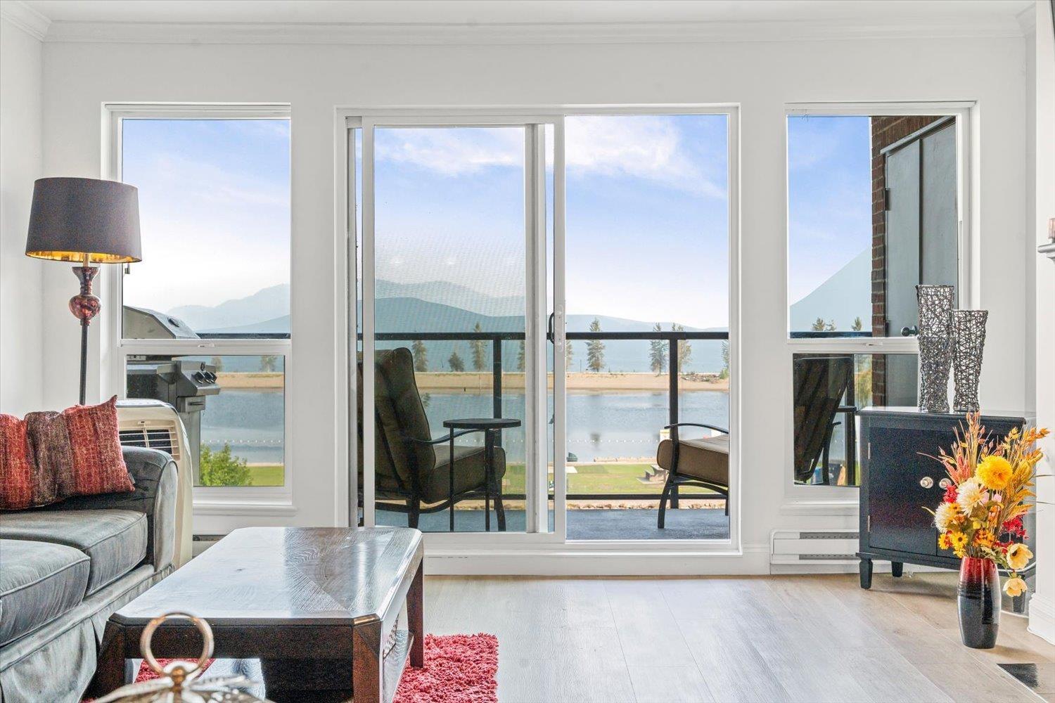 316 378 ESPLANADE AVENUE, Harrison Hot Springs, Harrison Hot Springs