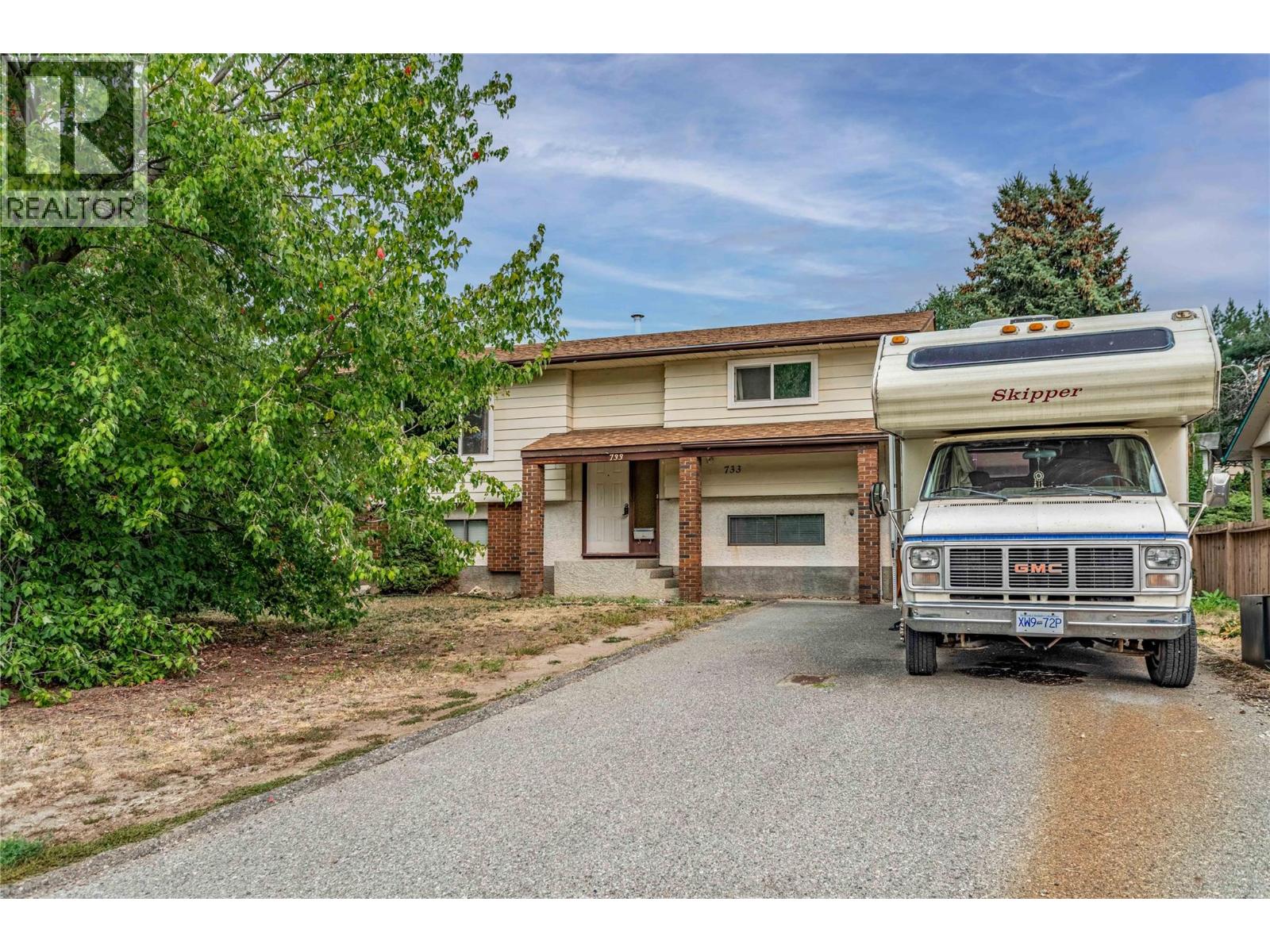  733 Josselyn Court, Kelowna