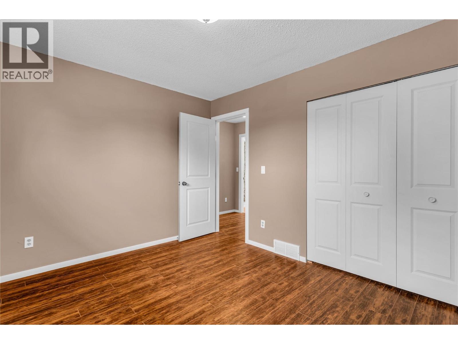  733 Josselyn Court, Kelowna