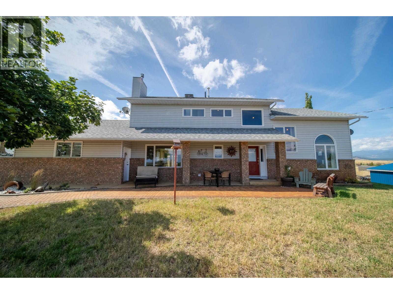 9617 CLEARVIEW Road, Cranbrook