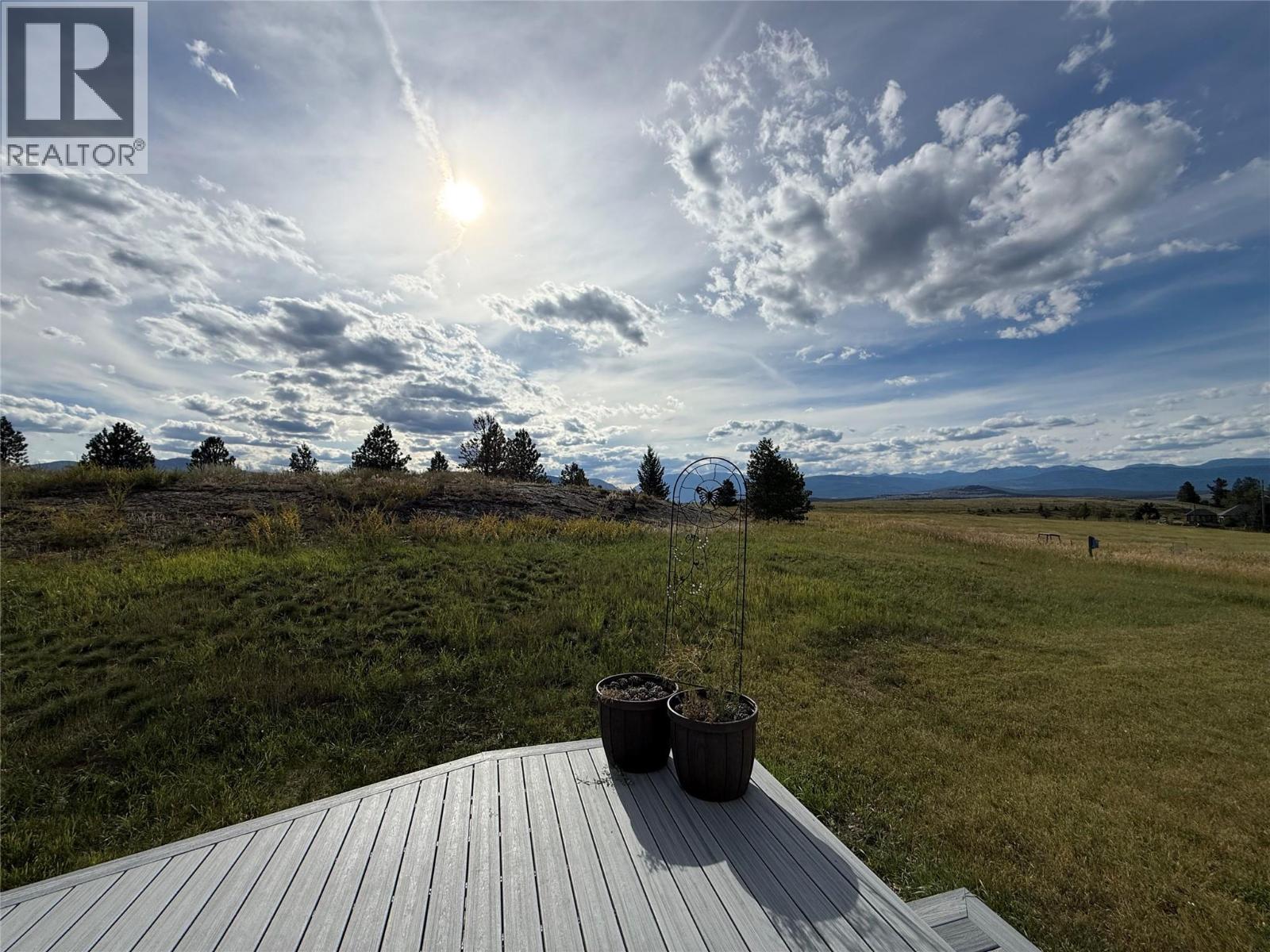 9617 CLEARVIEW Road, Cranbrook