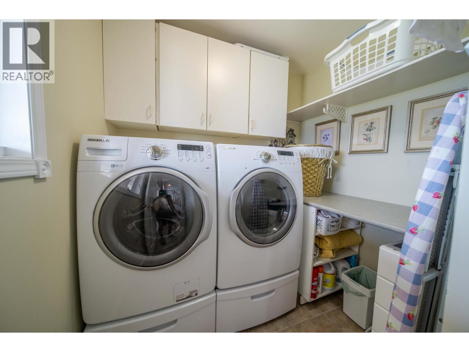 9617 CLEARVIEW Road, Cranbrook