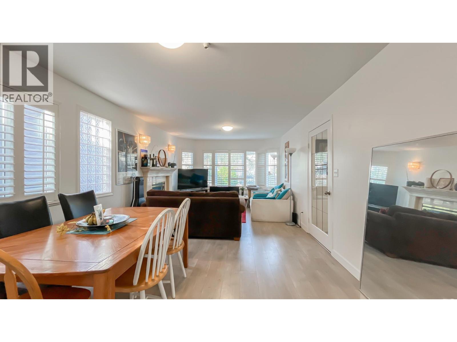 736 E 55TH AVENUE, Vancouver