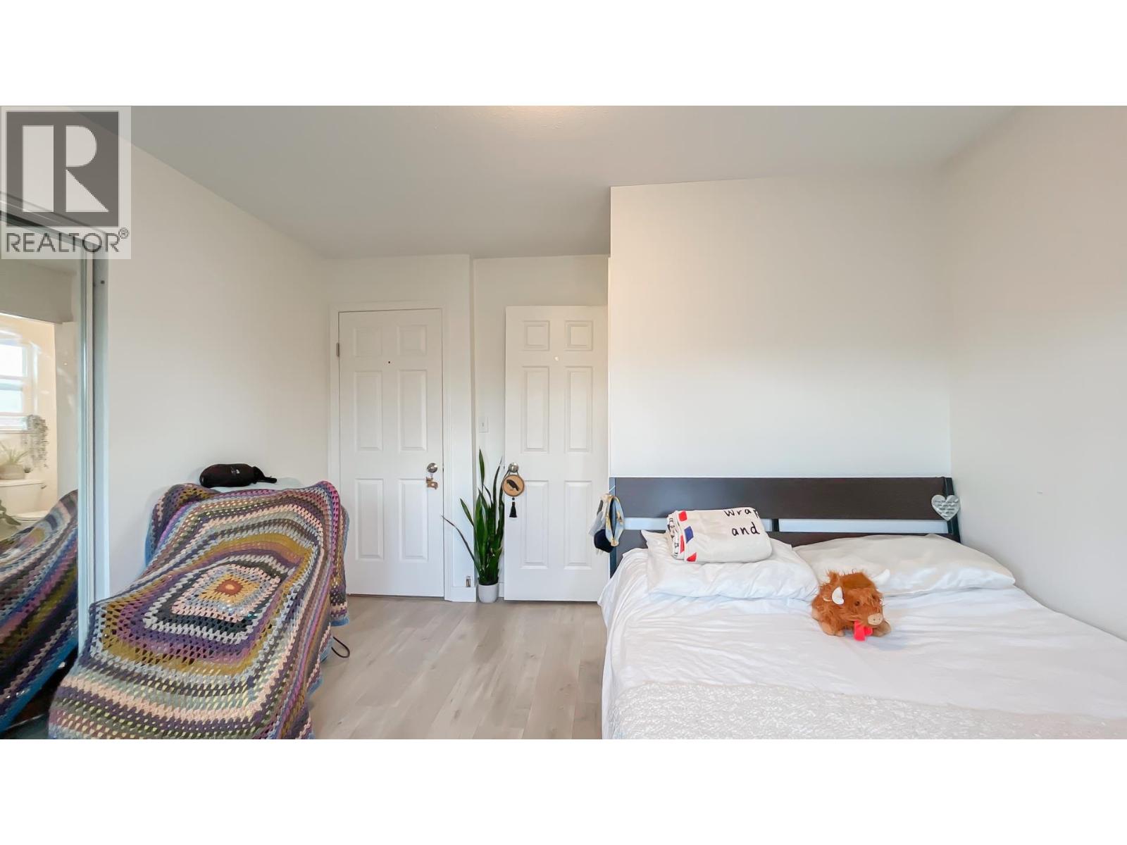 736 E 55TH AVENUE, Vancouver