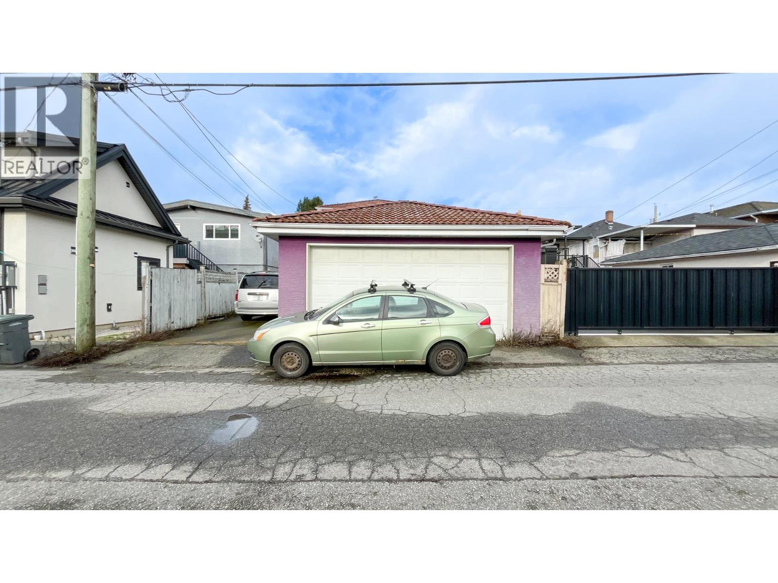 736 E 55TH AVENUE, Vancouver