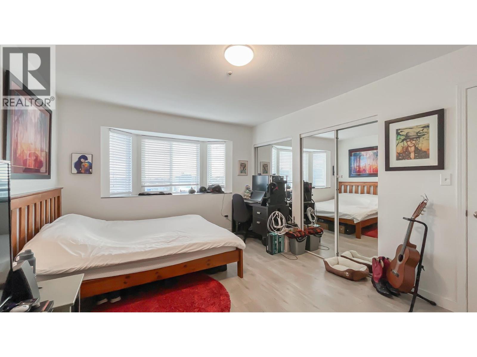 736 E 55TH AVENUE, Vancouver