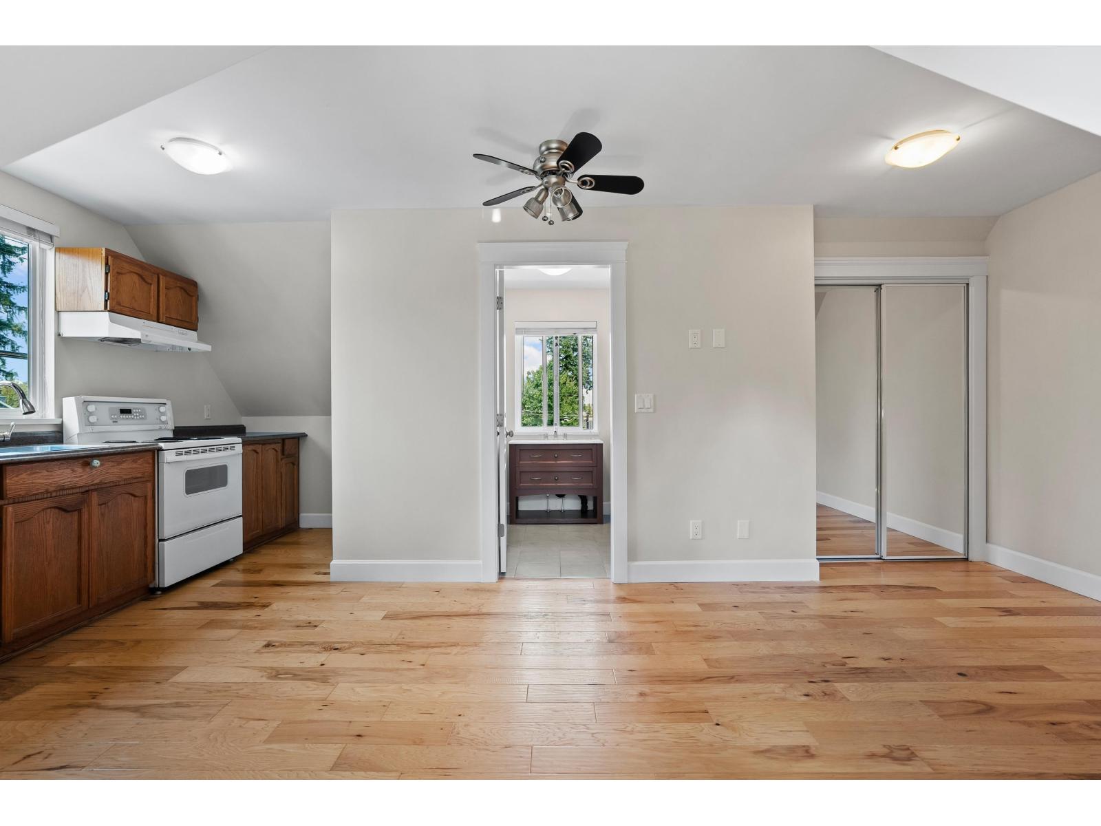 12318 SULLIVAN STREET, Surrey