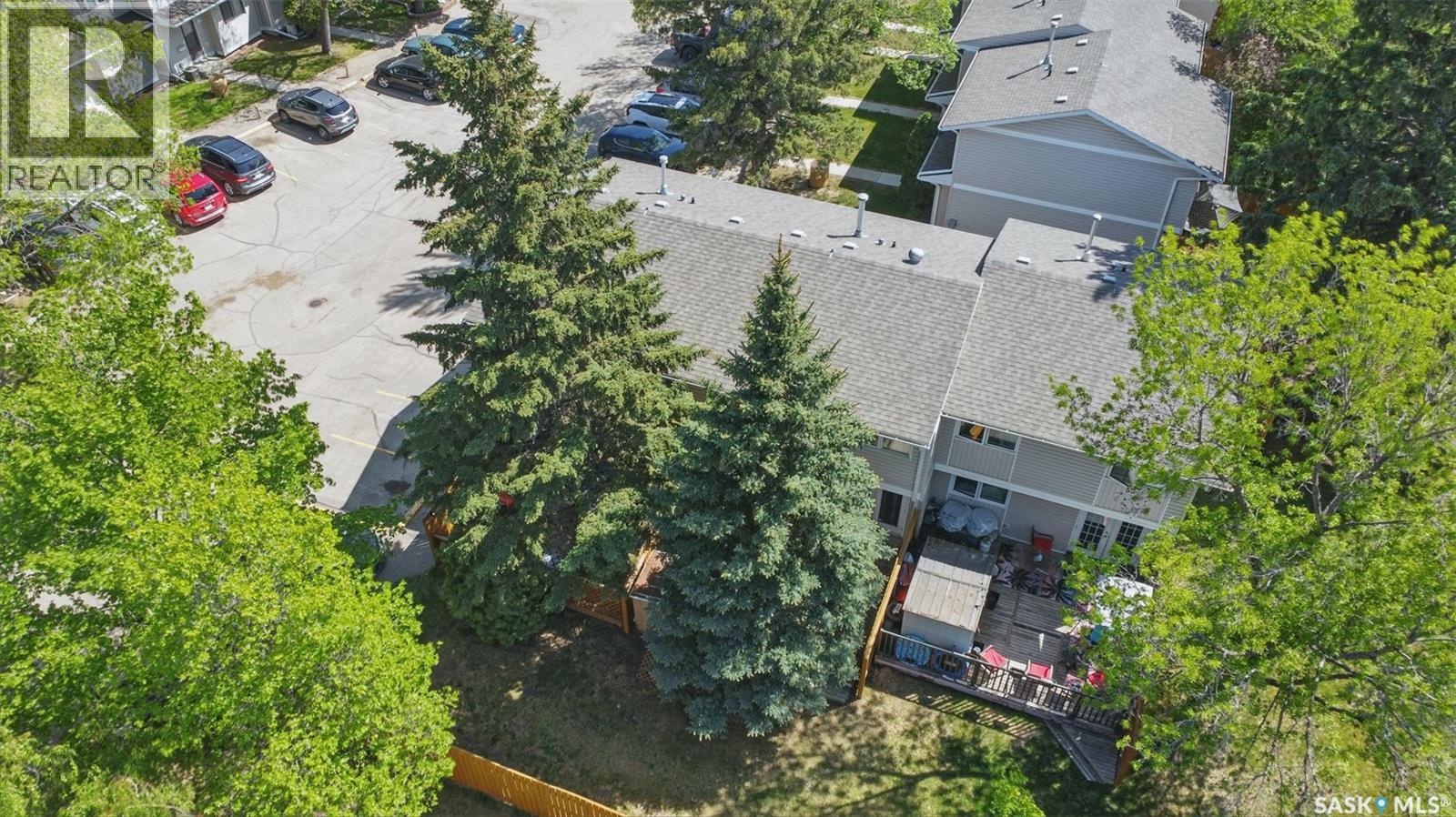 Single Family House 2 Level for Sale in   Haight CRESCENT Saskatoon 