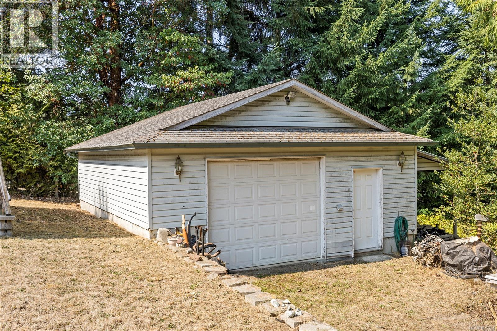 5145 Grouhel Rd, Ladysmith