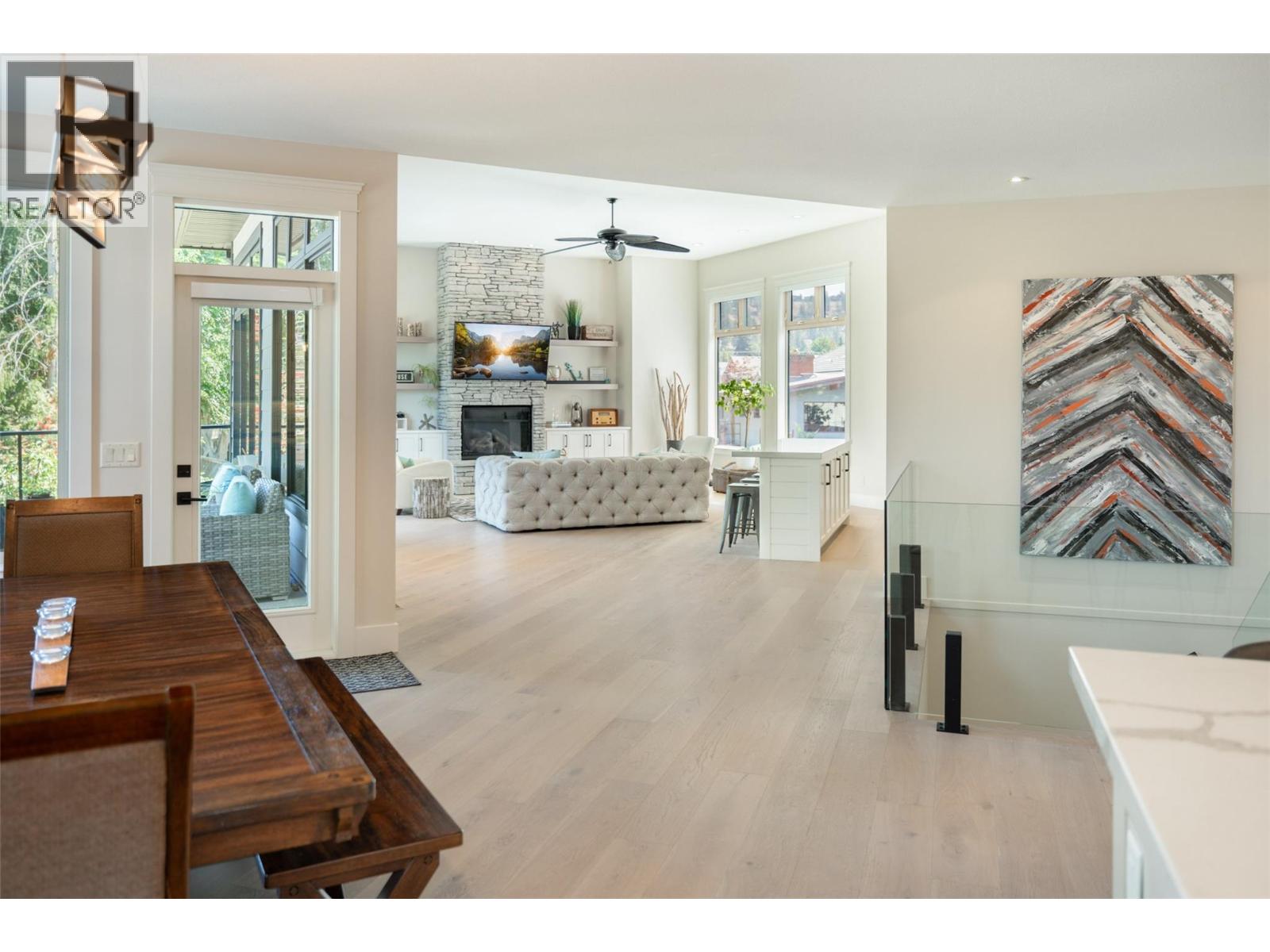  4455 Sherwood Court, Kelowna