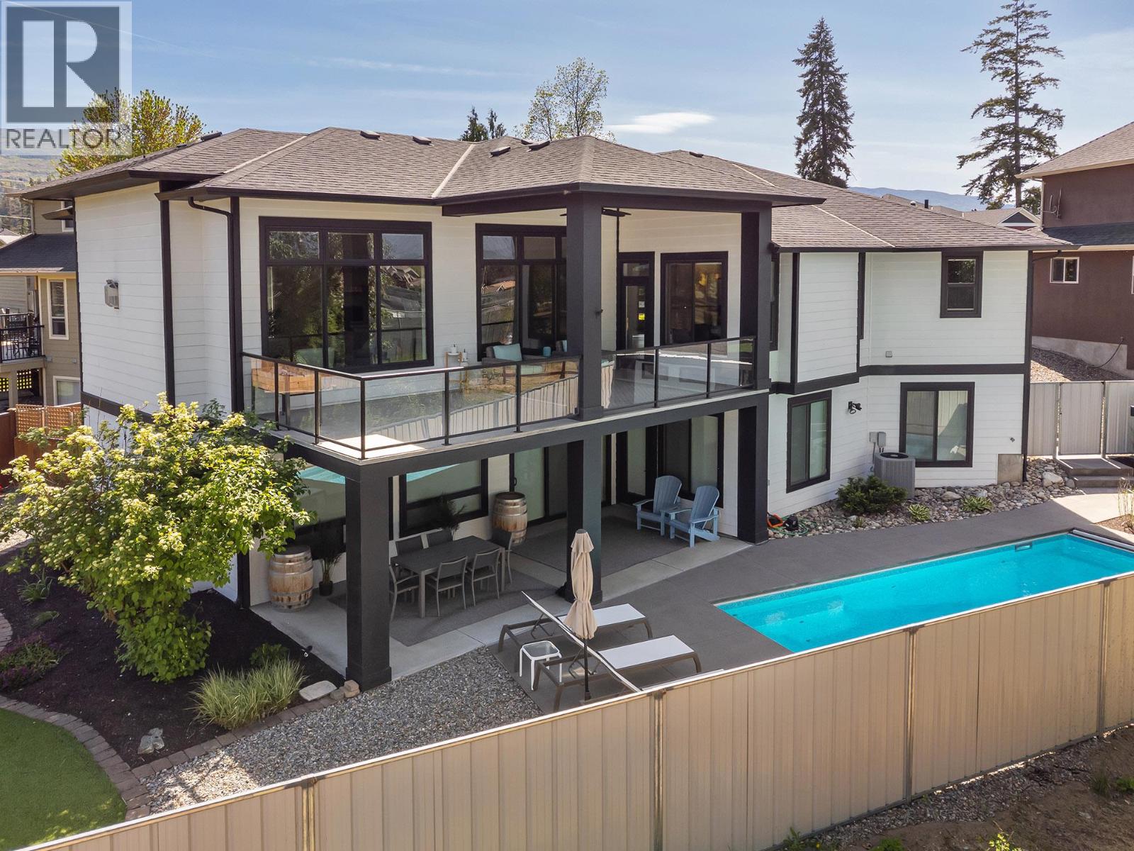  4455 Sherwood Court, Kelowna