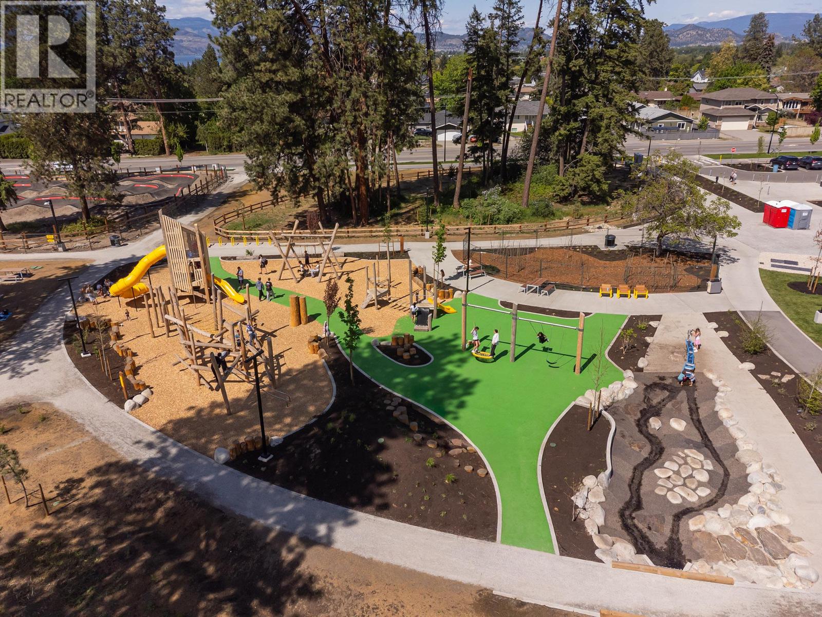  4455 Sherwood Court, Kelowna