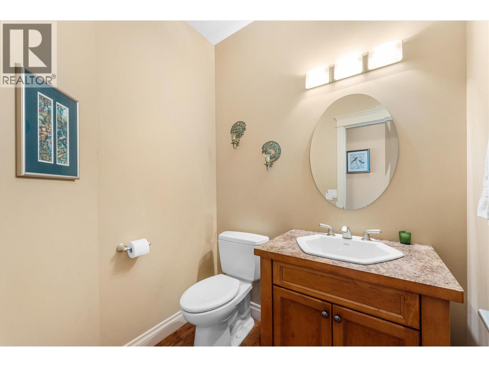  1095 Hume Avenue, Kelowna