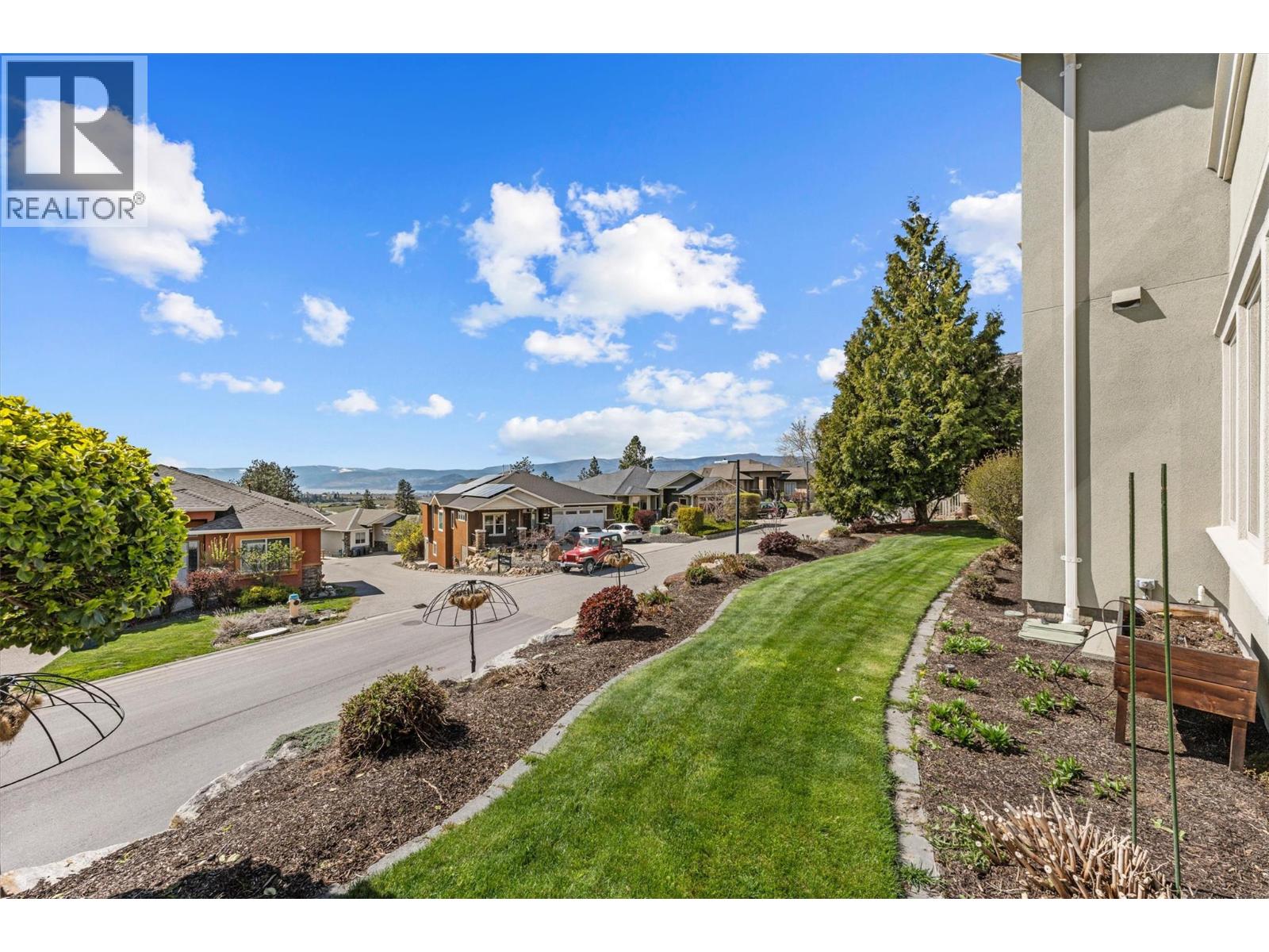  1095 Hume Avenue, Kelowna