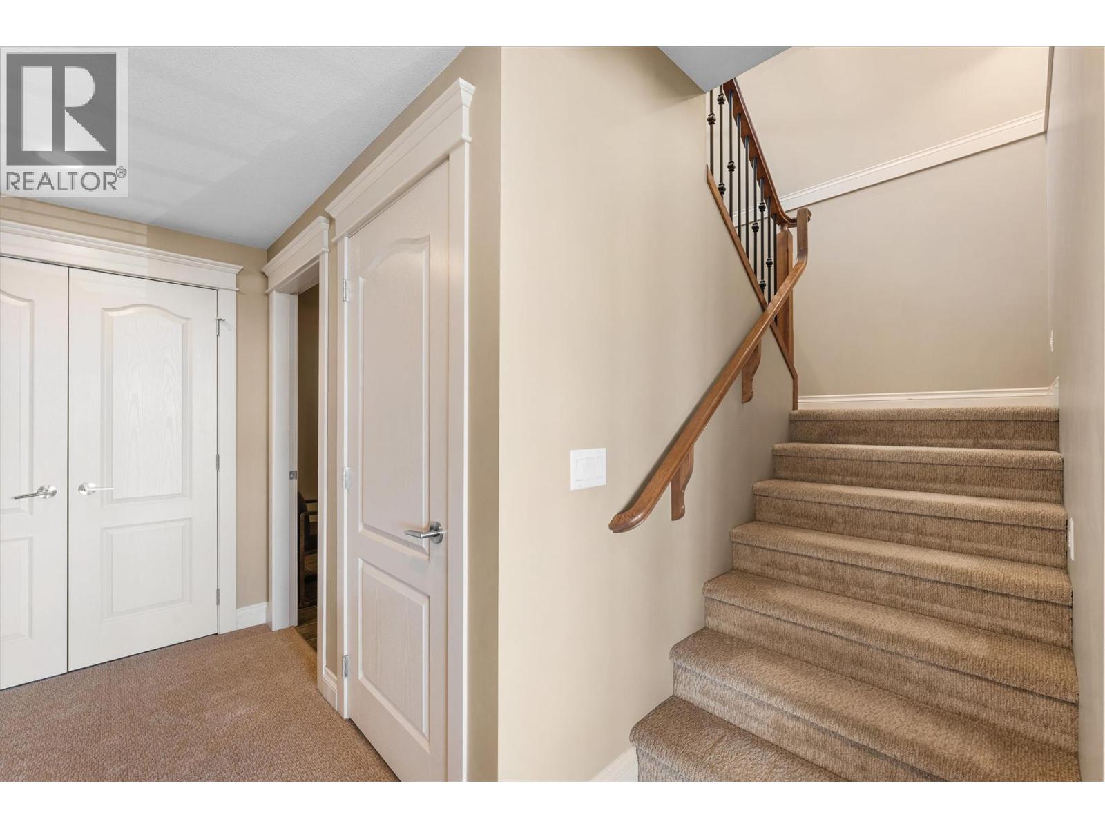  1095 Hume Avenue, Kelowna