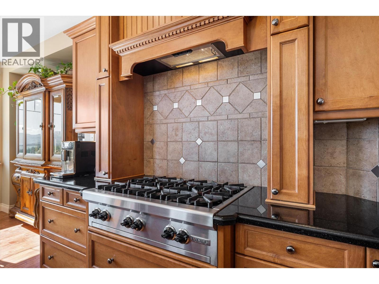  1095 Hume Avenue, Kelowna