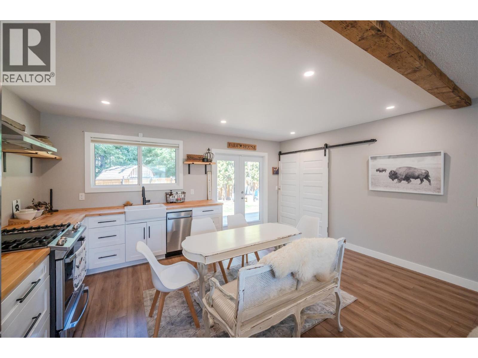 144 AYRES Crescent, Penticton