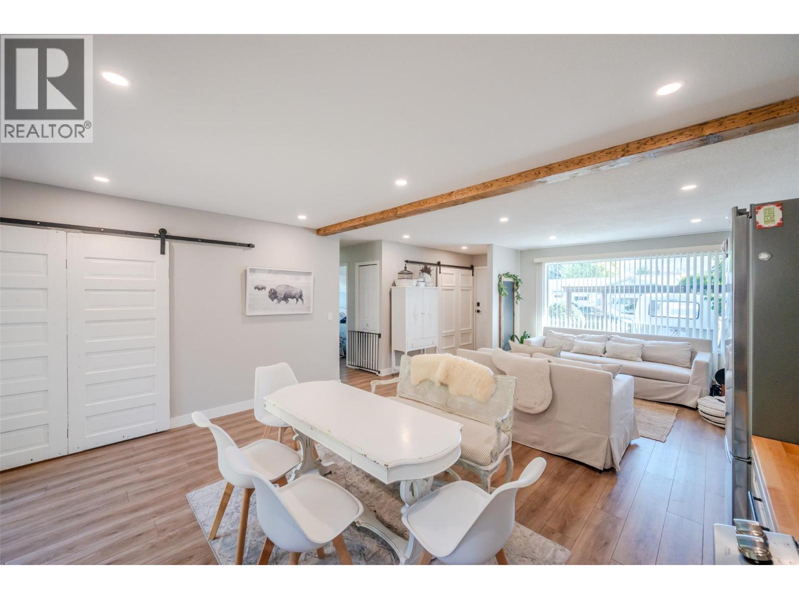 144 AYRES Crescent, Penticton