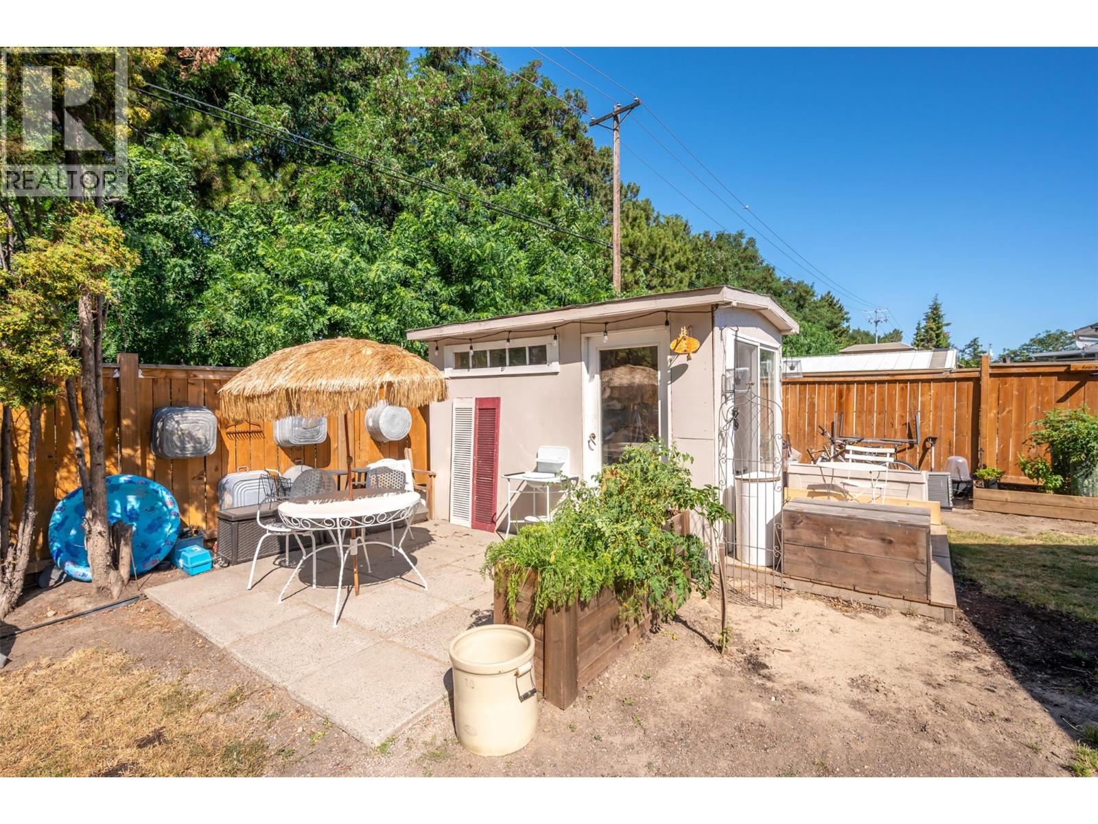 144 AYRES Crescent, Penticton