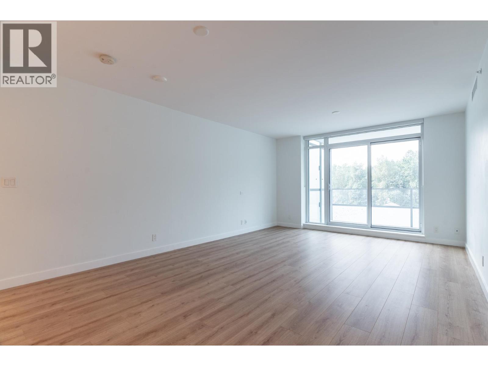 401 1500 FERN STREET, North Vancouver