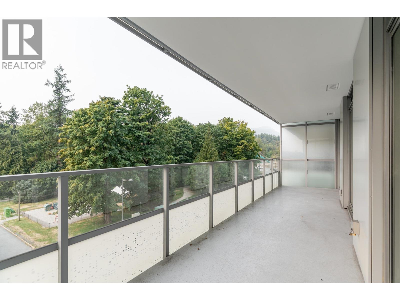 401 1500 FERN STREET, North Vancouver