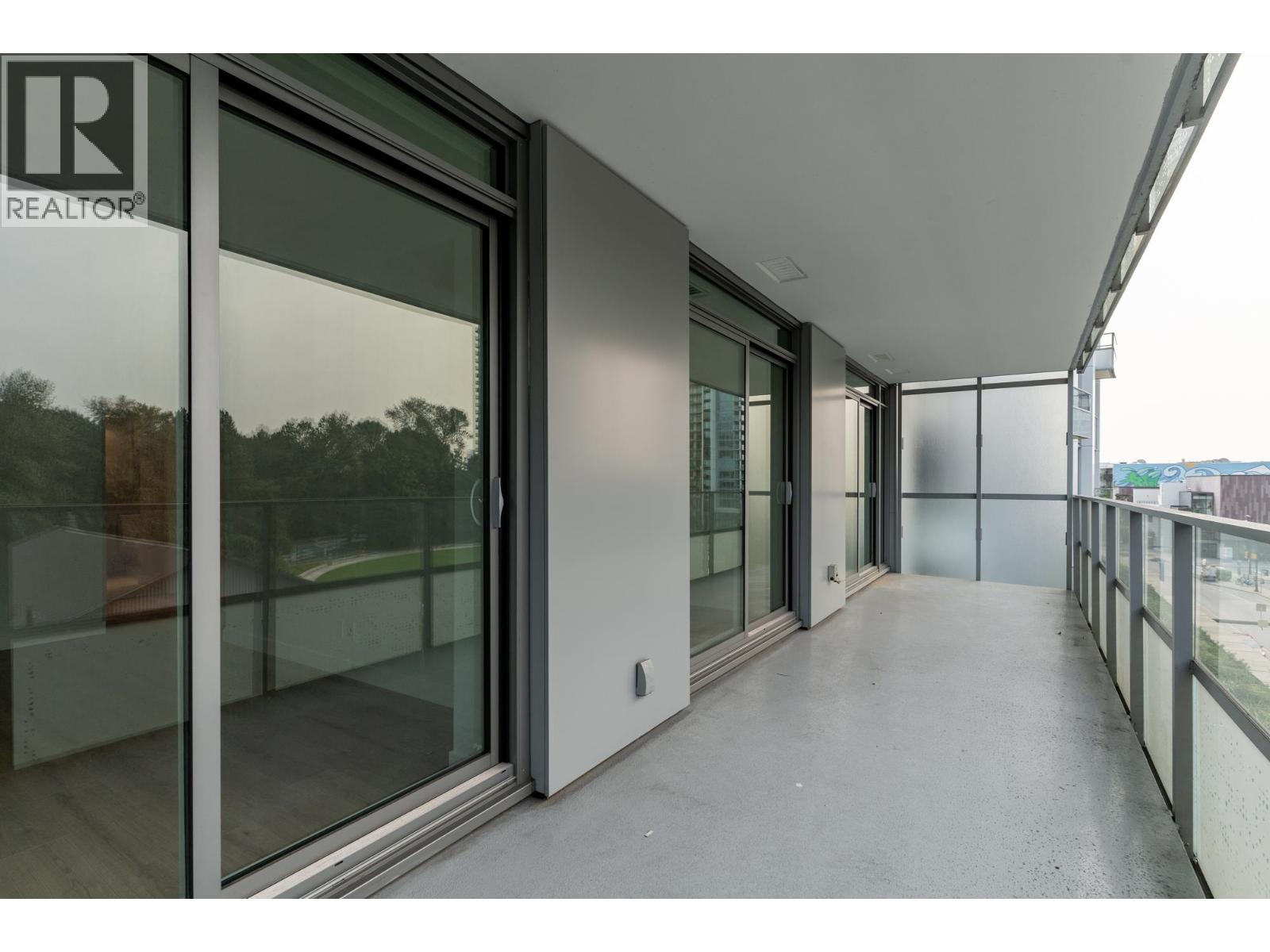 401 1500 FERN STREET, North Vancouver