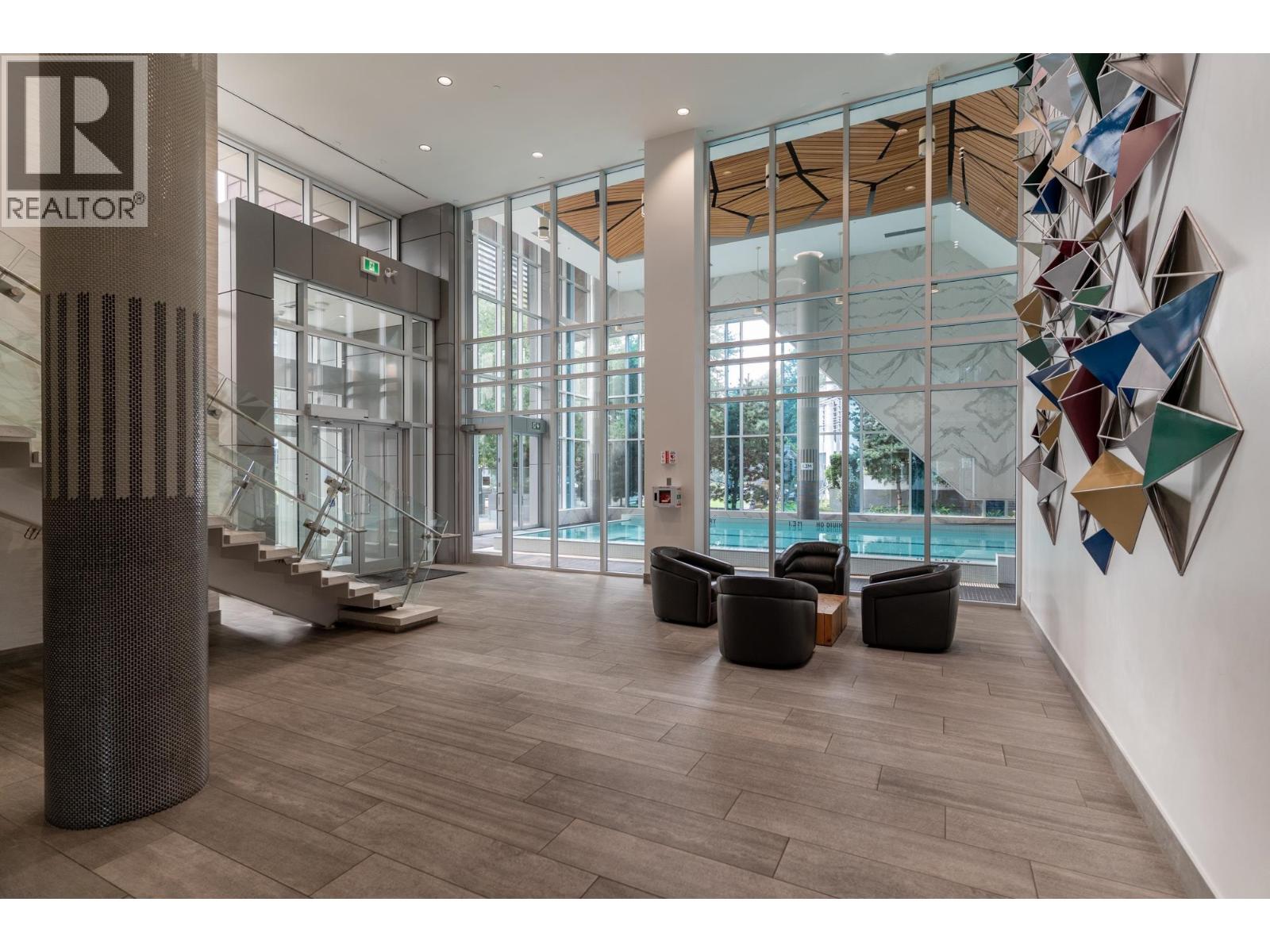 401 1500 FERN STREET, North Vancouver