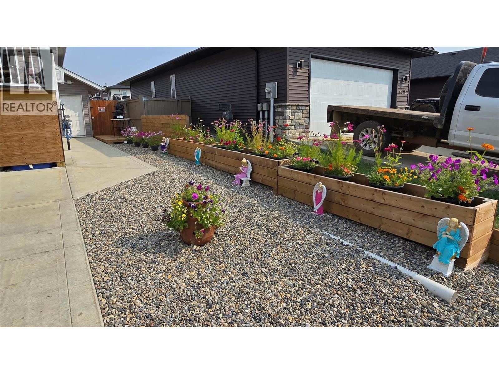 8208 19A Street, Dawson Creek
