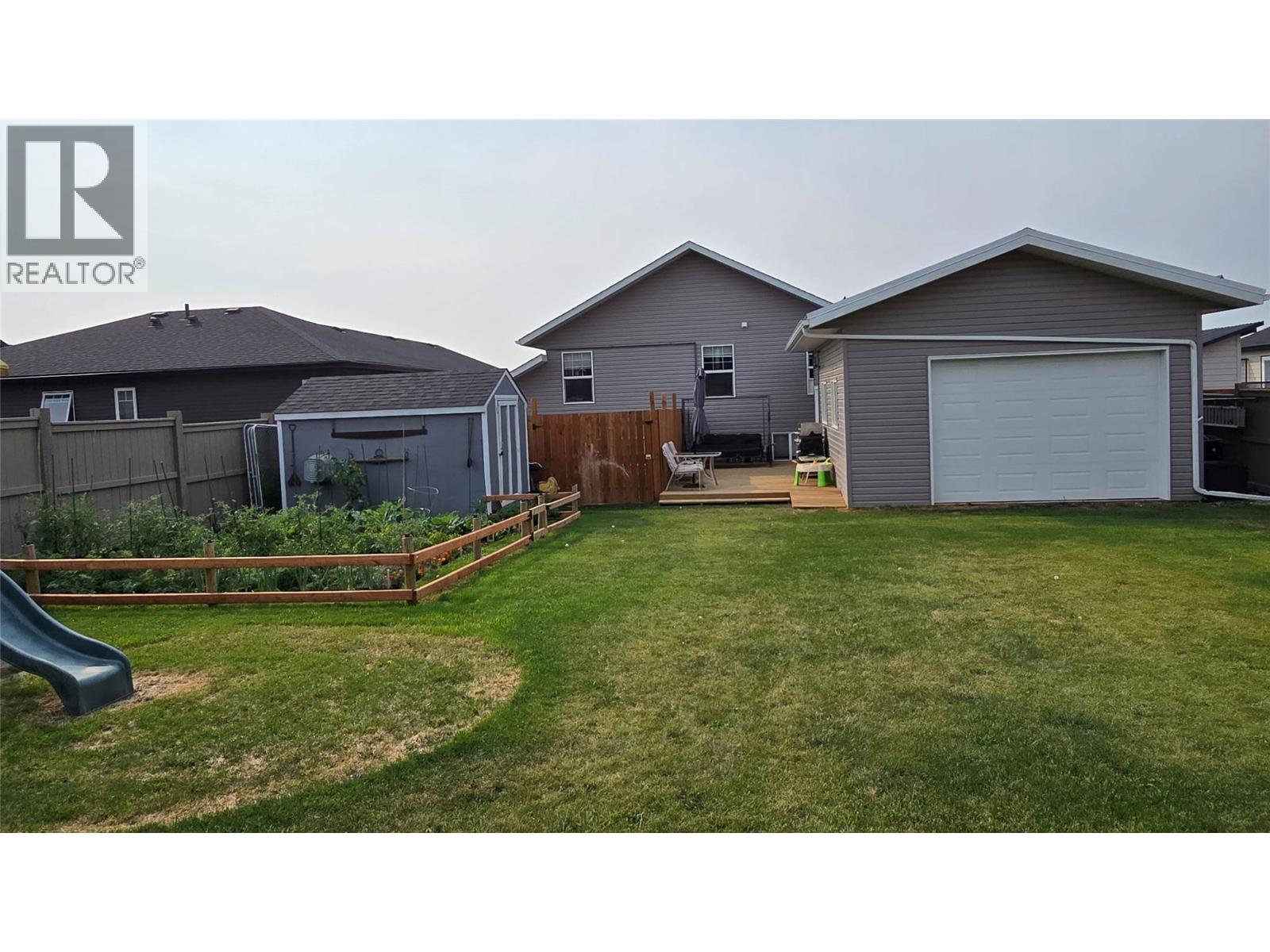 8208 19A Street, Dawson Creek