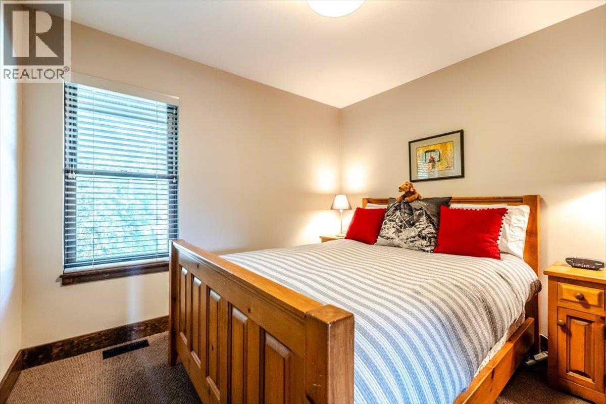 2 Mt Minton Street, Fernie
