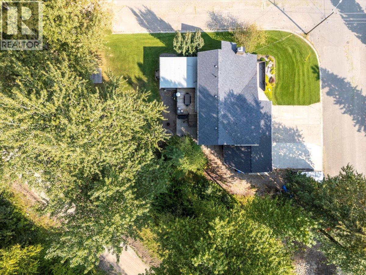 2 Mt Minton Street, Fernie