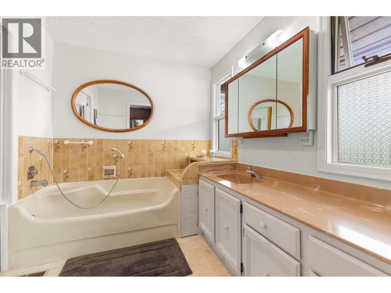  4980 Chute Lake Road, Kelowna