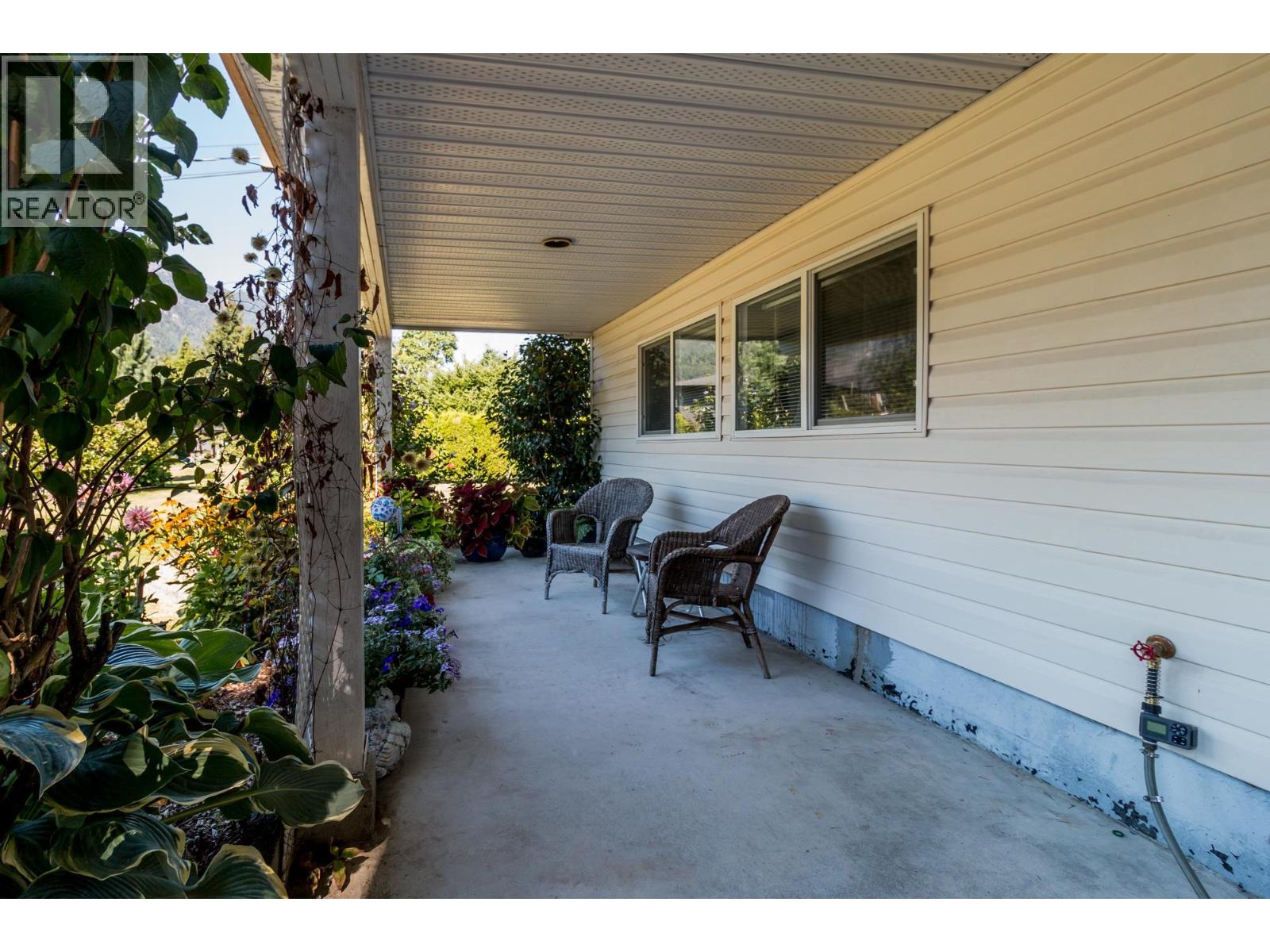 40258 KALODON ROAD, Squamish
