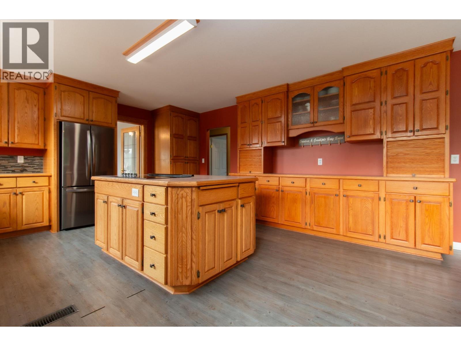 40258 KALODON ROAD, Squamish