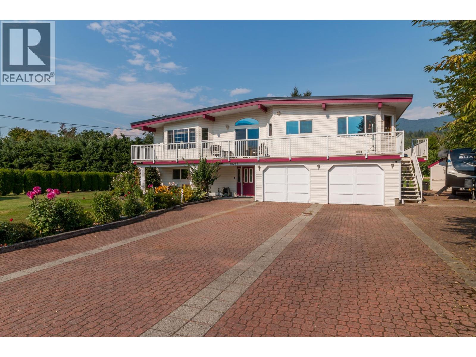 40258 KALODON ROAD, Squamish
