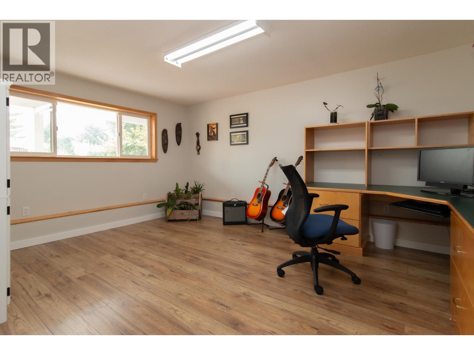 40258 KALODON ROAD, Squamish