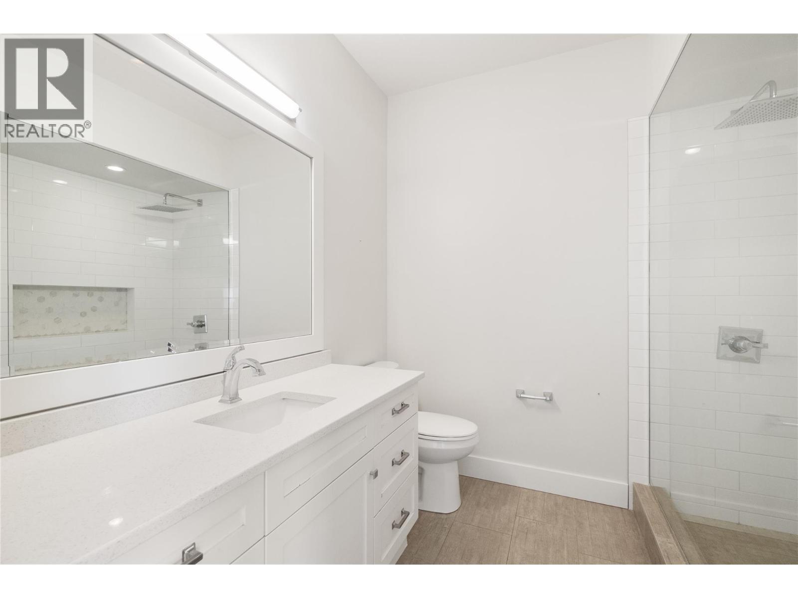 4 644 Lequime Road, Kelowna