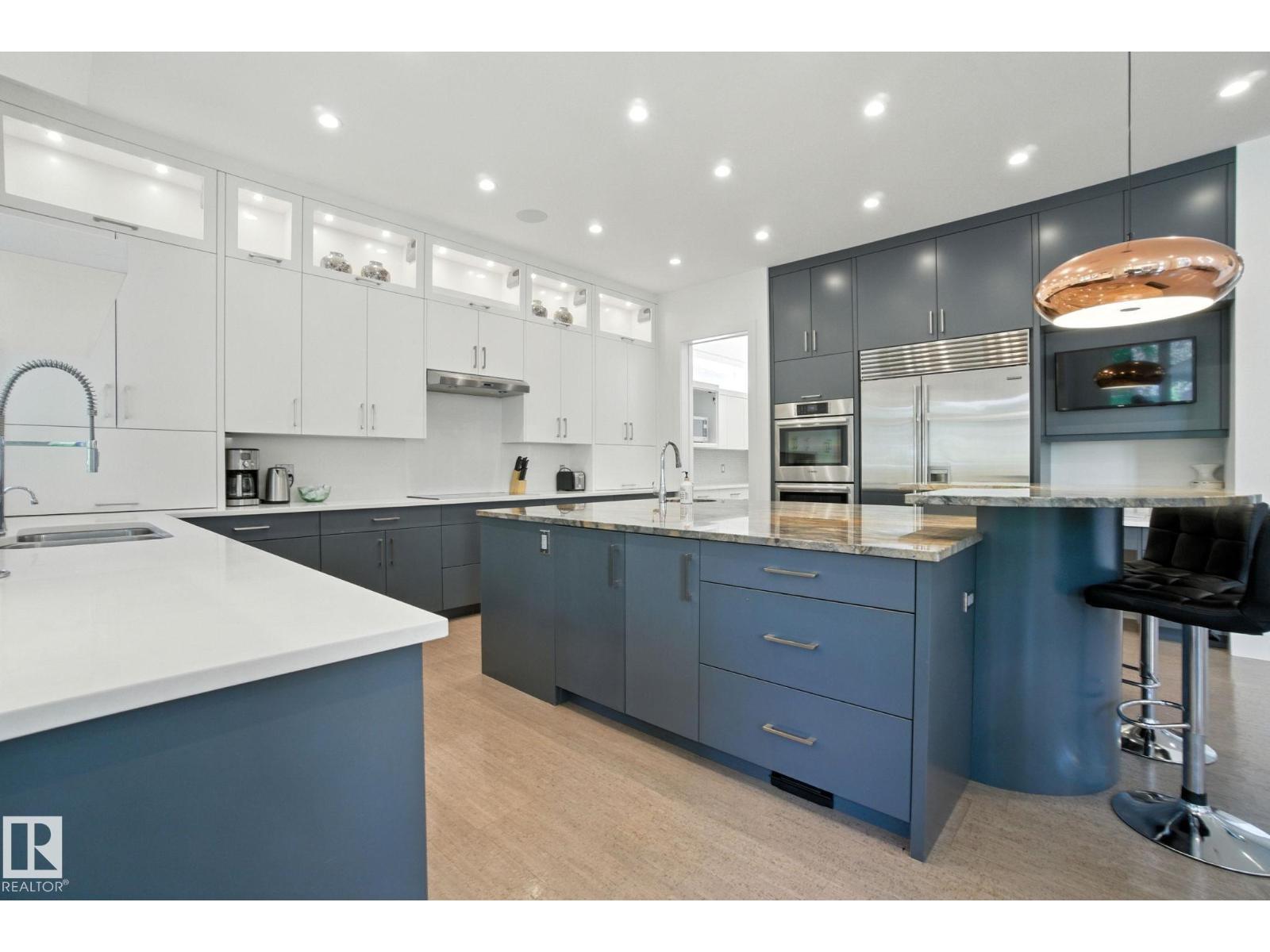 11823 SASKATCHEWAN DR NW, Edmonton