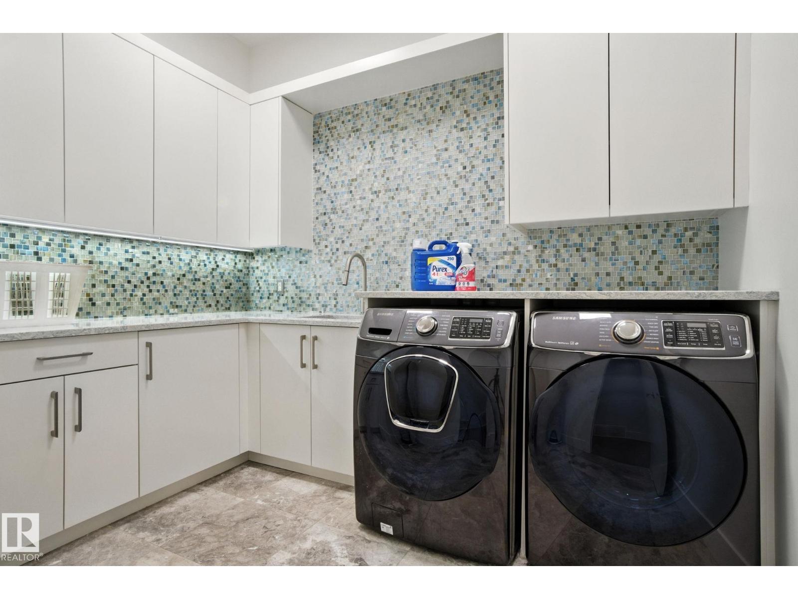 11823 SASKATCHEWAN DR NW, Edmonton