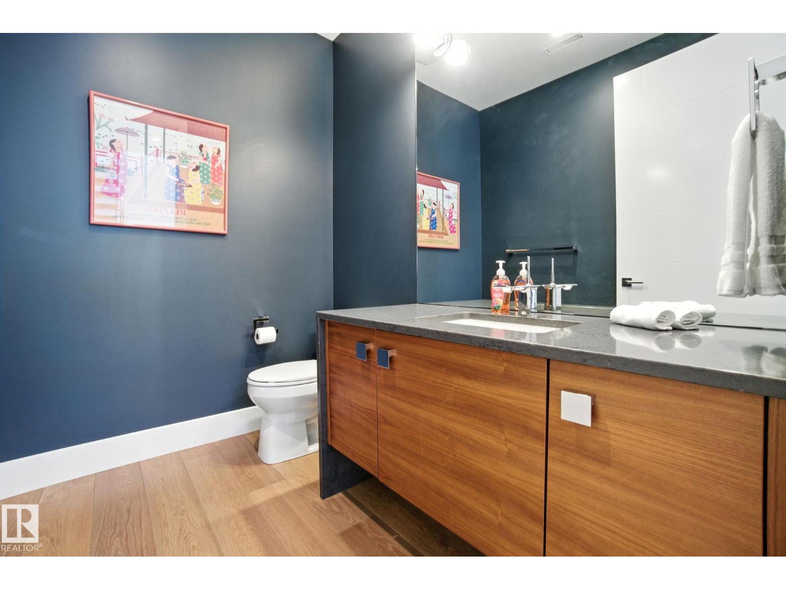 11823 SASKATCHEWAN DR NW, Edmonton