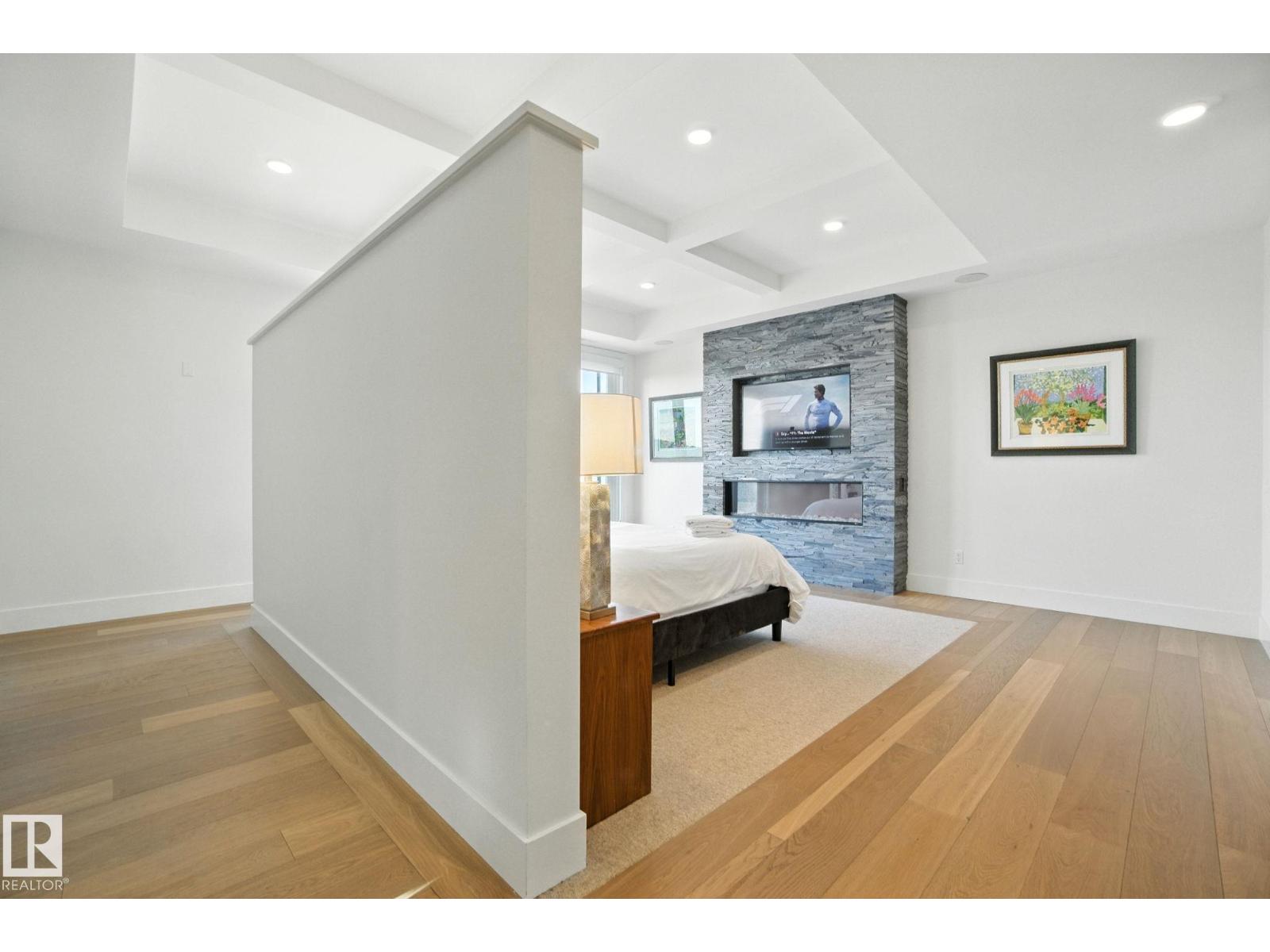 11823 SASKATCHEWAN DR NW, Edmonton