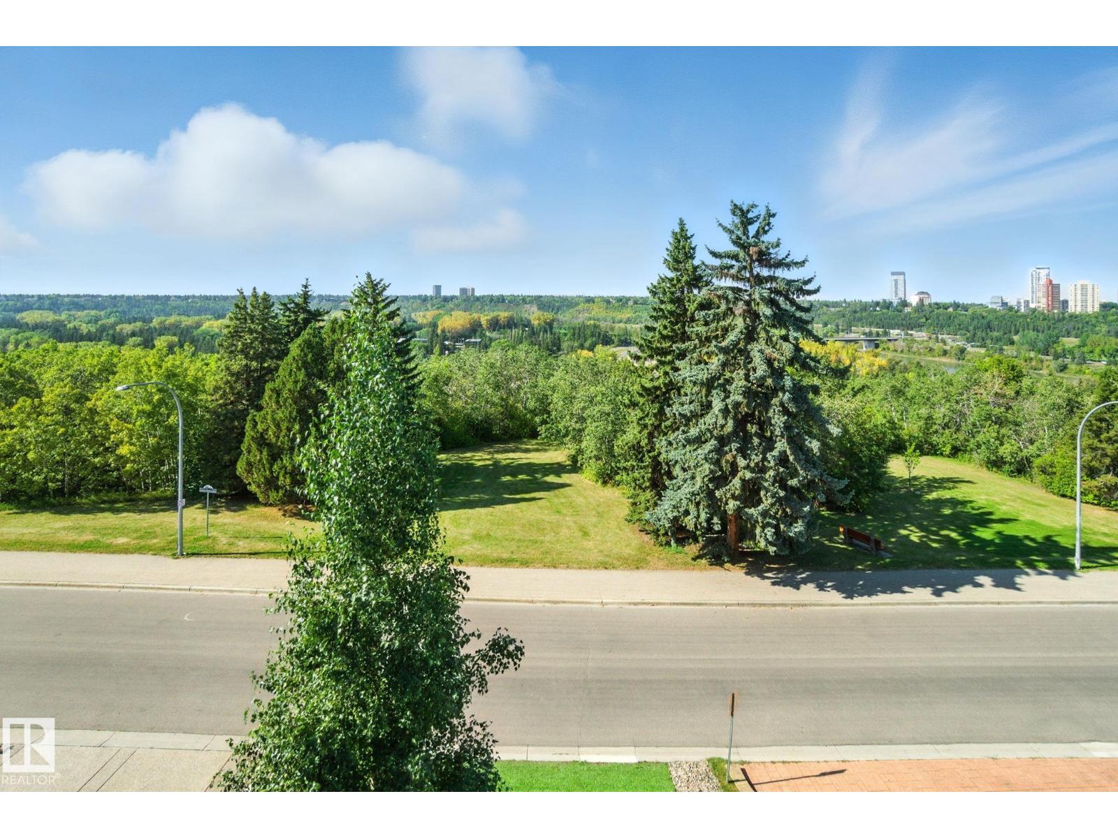 11823 SASKATCHEWAN DR NW, Edmonton