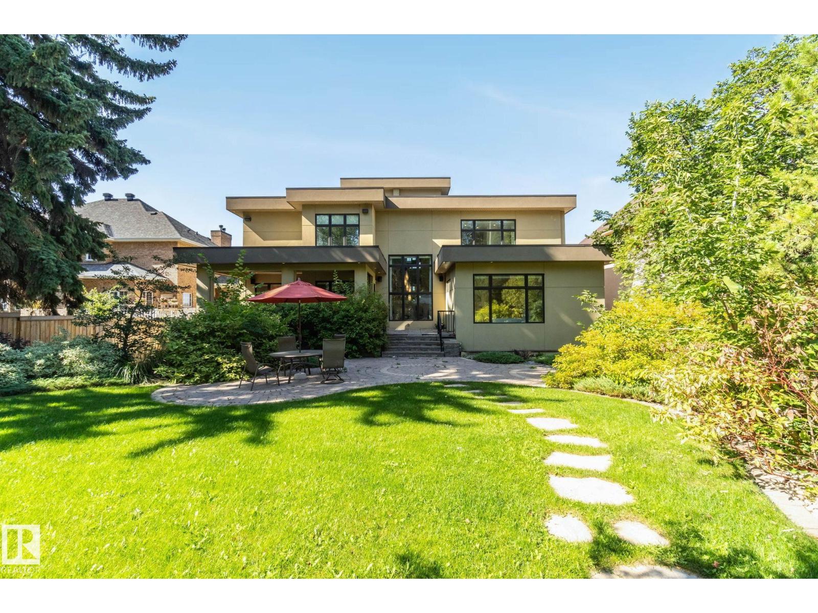 11823 SASKATCHEWAN DR NW, Edmonton