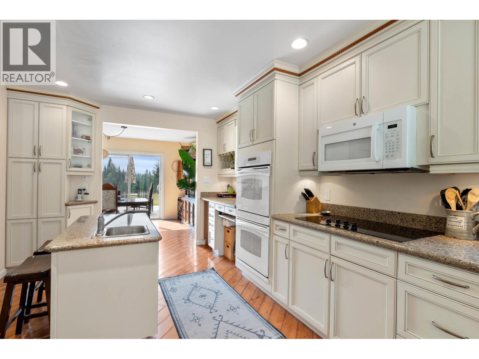 7492 FRASER WAY, Bridge Lake