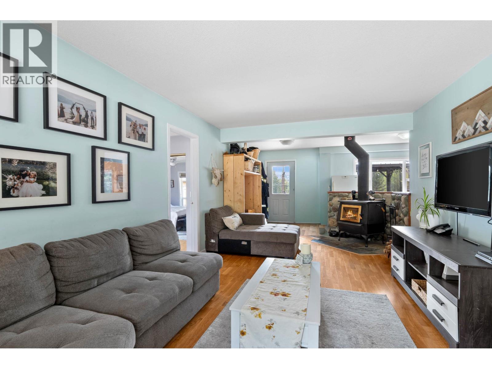 7492 FRASER WAY, Bridge Lake