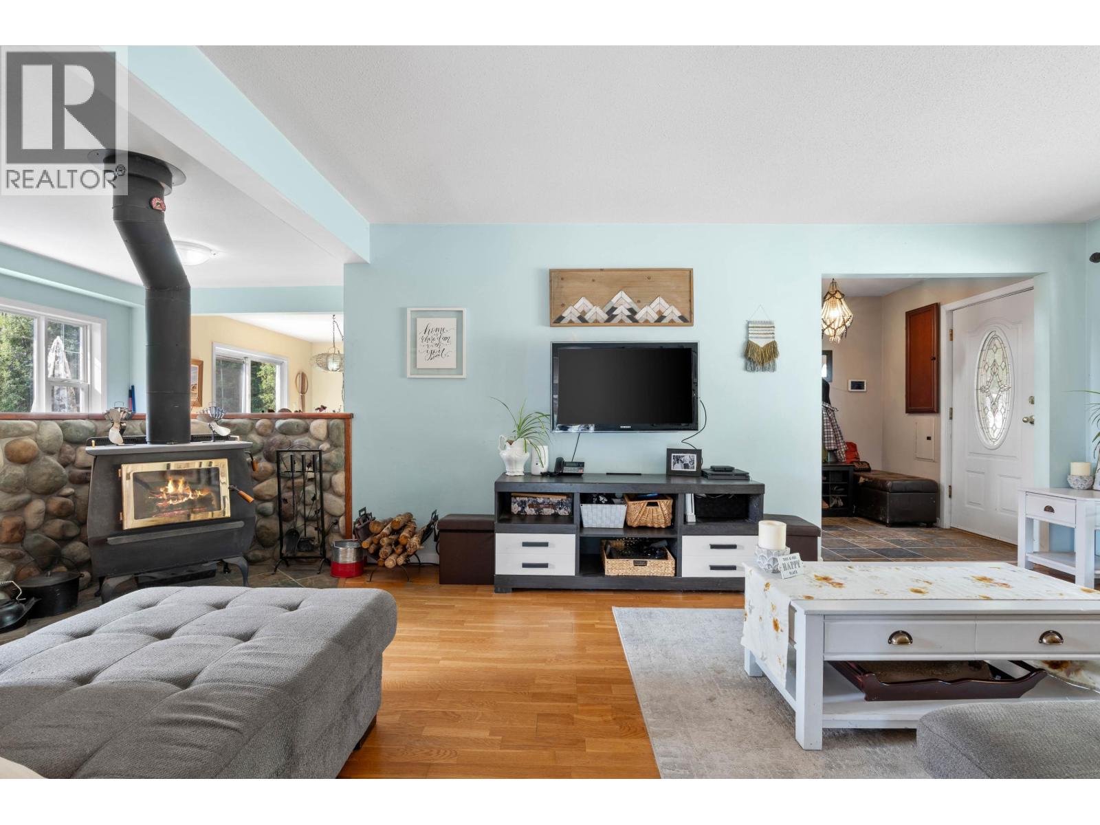 7492 FRASER WAY, Bridge Lake