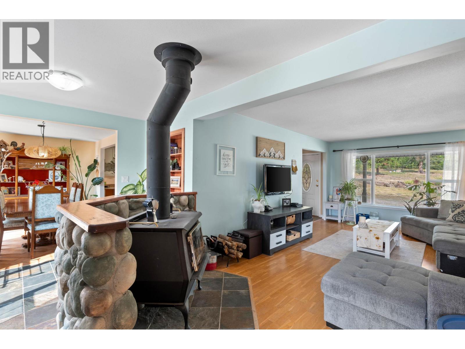 7492 FRASER WAY, Bridge Lake