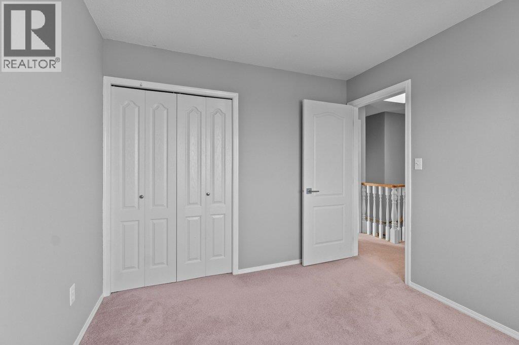 2121 3 Avenue SE, Salmon Arm