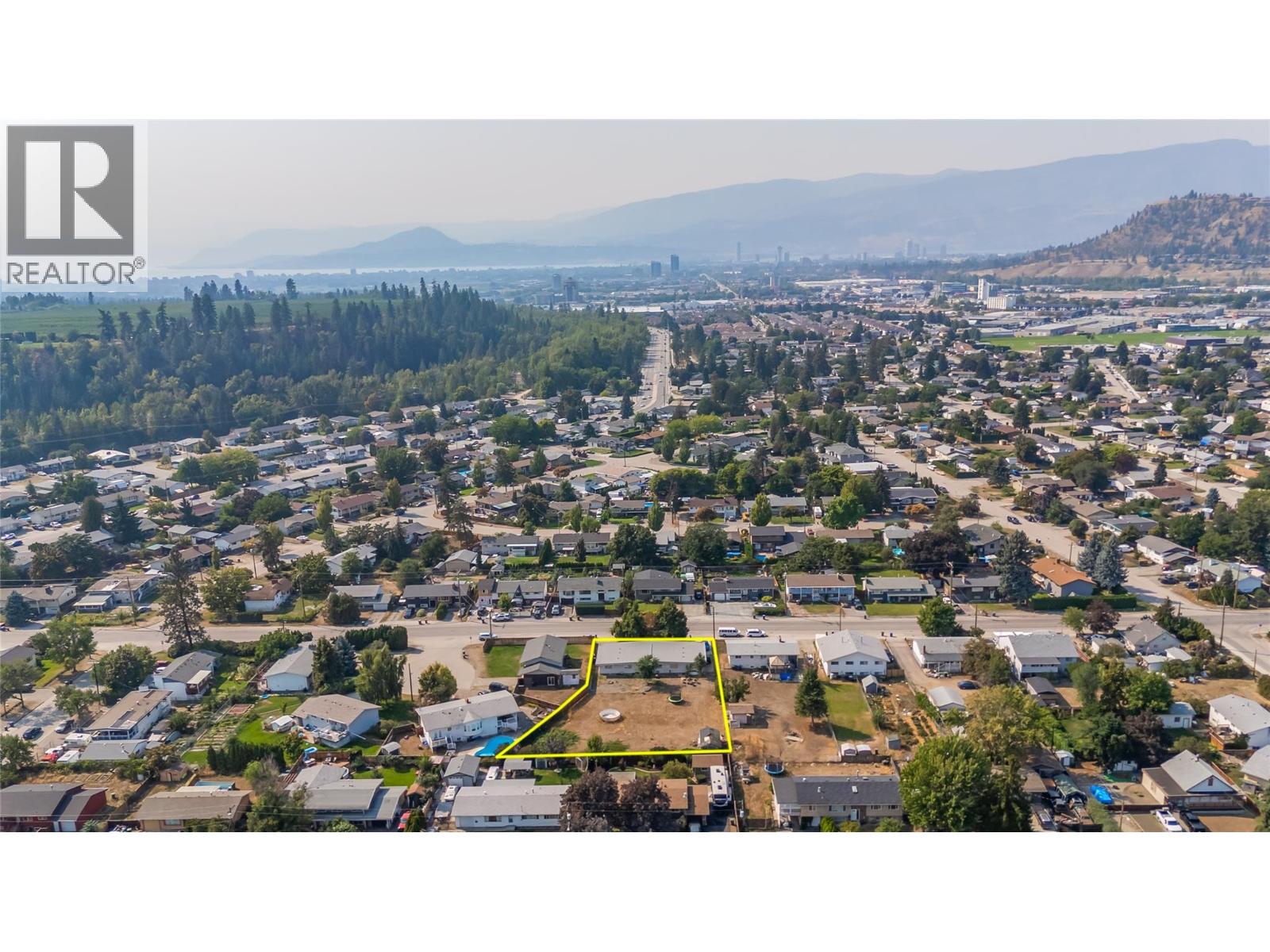 715A Gerstmar Road, Kelowna